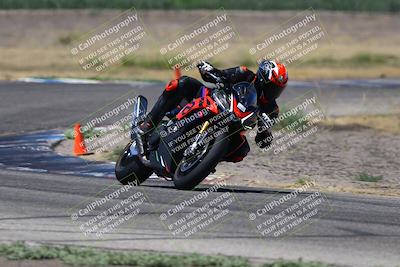 media/Jun-14-2025-Lets Ride (Sat) [[c36d48699a]]/B Group/1120am (Grapevine)/